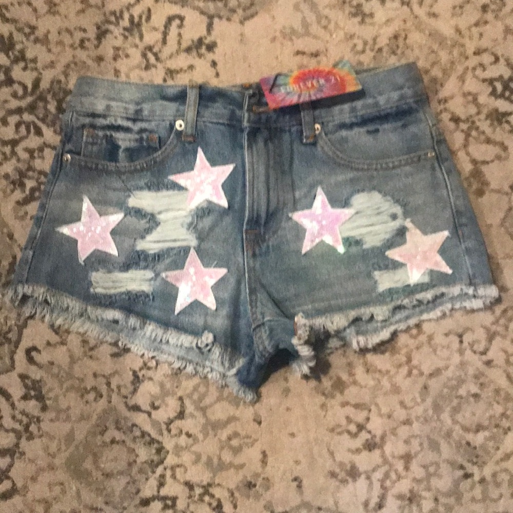 Jean shorts sequin star detail appliqué